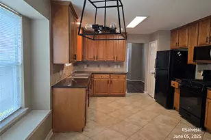 16331 Bandicoot Dr, Sugar Land, TX 77498 - Photo 6