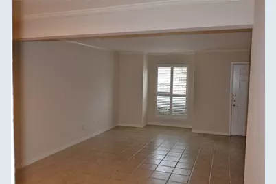 6111 Beverly Hill Street #43, Houston, TX 77057 - Photo 2