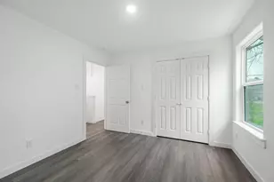 7804 Crestview Dr, Houston, TX 77028 - Photo 12