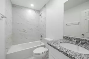 7804 Crestview Dr, Houston, TX 77028 - Photo 16