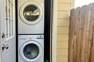 1021 Louise St, Houston, TX 77009 - Photo 14