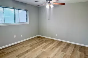 620 Circle Way, Alvin, TX 77511 - Photo 18