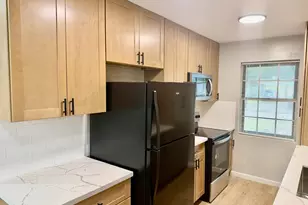 620 Circle Way, Alvin, TX 77511 - Photo 8