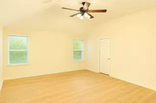 15942 Yore Lane, Houston, TX 77044 - Photo 8