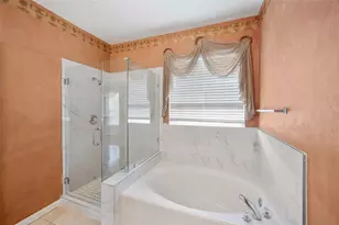 11402 Bucks Bridge Ln, Sugar Land, TX 77498 - Photo 28