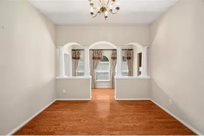 11402 Bucks Bridge Lane, Sugar Land, TX 77498 - Photo 10