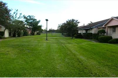 6851 Chasewood Drive, Houston, TX 77489 - Photo 12