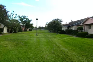 6851 Chasewood Dr, Houston, TX 77489 - Photo 12