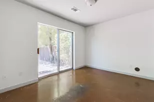 2605 Calumet St, Houston, TX 77004 - Photo 8