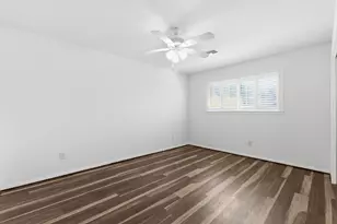 7738 Beaudelaire Cir, Galveston, TX 77551 - Photo 10