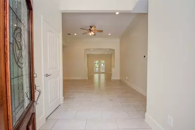 10572 Twin Oak Drive, Conroe, TX 77385 - Photo 2