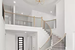 10618 Dina Yellow Dr, Cypress, TX 77433 - Photo 2