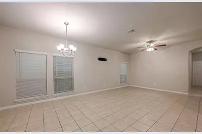 6409 Hollock Meadows Lane, Houston, TX 77048 - Photo 18