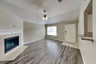 1023 Redcrest Springs Ct, Houston, TX 77073 - Photo 2