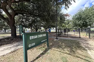 1669 Richmond Ave, Houston, TX 77006 - Photo 42