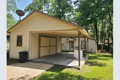 26605 Orchid Court, Huntsville, TX 77320 - Photo 2