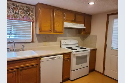 26605 Orchid Court, Huntsville, TX 77320 - Photo 18