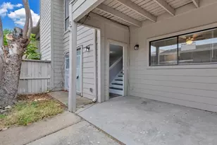 9519 Pagewood Ln, Houston, TX 77063 - Photo 2