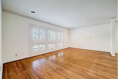 5642 Wickersham Lane, Houston, TX 77056 - Photo 2