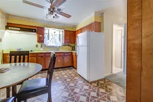 5223 Grace Point Ln, Houston, TX 77048 - Photo 16