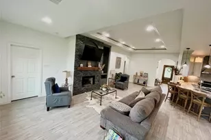 8515 E Sherri Cir, Manvel, TX 77578 - Photo 18