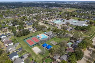 9102 S Pass Ln, Houston, TX 77064 - Photo 44