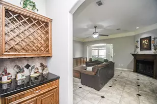 9102 S Pass Ln, Houston, TX 77064 - Photo 12