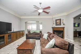 9102 S Pass Ln, Houston, TX 77064 - Photo 16