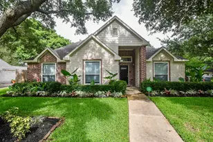 9102 S Pass Ln, Houston, TX 77064 - Photo 2