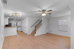 1216 Cleveland St, Houston, TX 77019 - Photo 2