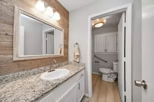 308 Wildwood Ln, Conroe, TX 77301 - Photo 12