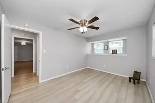308 Wildwood Ln, Conroe, TX 77301 - Photo 18