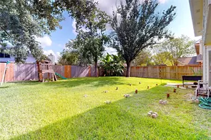 2919 Norwich St, Pearland, TX 77584 - Photo 26