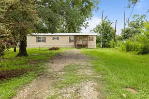 22091 Bowden Dr, New Caney, TX 77357 - Photo 1