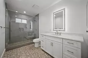 2817 Avenue Q, Galveston, TX 77550 - Photo 10