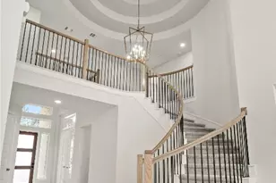 18917 Moonriver St, Conroe, TX 77302 - Photo 2