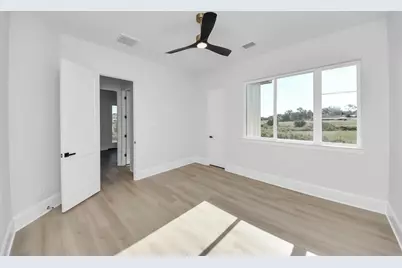 299 Peninsula Point Drive, Montgomery, TX 77356 - Photo 34