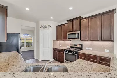 13313 Suntail Court, Texas City, TX 77568 - Photo 8