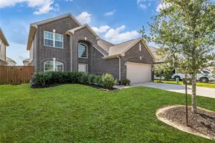 13313 Suntail Ct, Texas City, TX 77568 - Photo 2