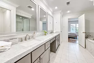 13605 Teal Bluff Ln, Houston, TX 77077 - Photo 20