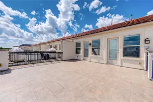 13605 Teal Bluff Ln, Houston, TX 77077 - Photo 32