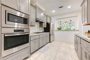 13605 Teal Bluff Ln, Houston, TX 77077 - Photo 12