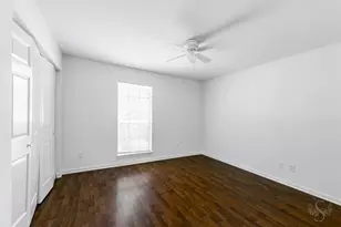 10715 Wickersham Ln, Houston, TX 77042 - Photo 26