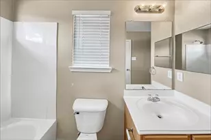 12702 Rio Quatro Dr, Houston, TX 77045 - Photo 10