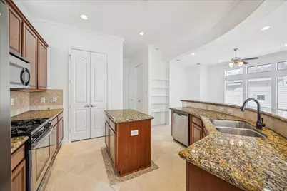 5210 Petty Street #A, Houston, TX 77007 - Photo 12