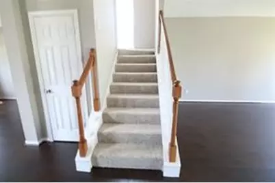 15618 Claremont Court, Sugar Land, TX 77498 - Photo 10