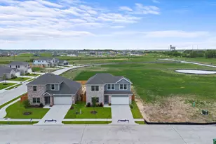 2429 E Heritage Dr, Dayton, TX 77535 - Photo 28