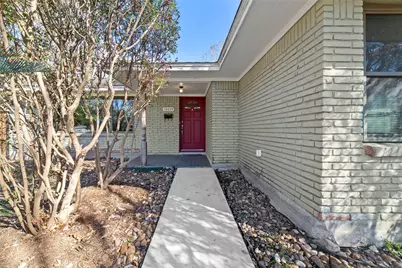 10627 Moonlight Drive, Houston, TX 77096 - Photo 2