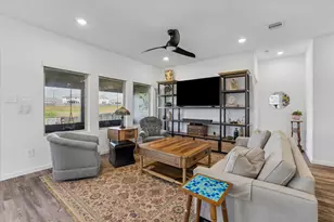 573 Bluebell Maiden Ct, Magnolia, TX 77354 - Photo 4