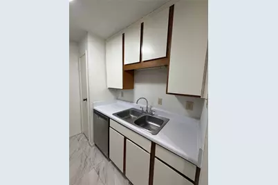 10049 Westpark Drive #120, Houston, TX 77042 - Photo 12